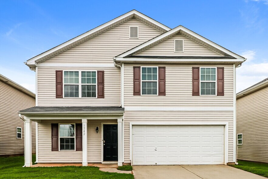 Primary Photo - 1742 Eastway Dr