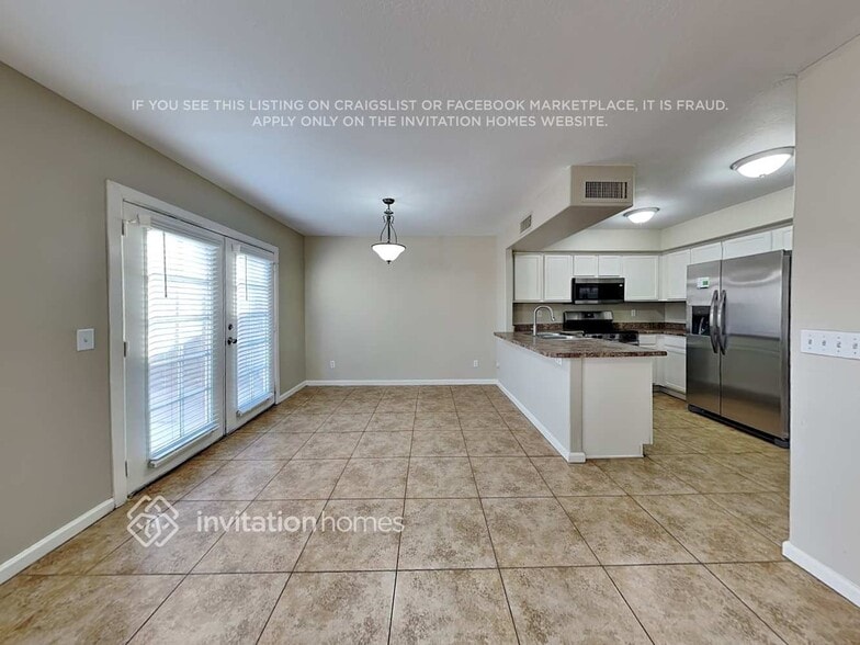 Building Photo - 3440 E Southern Ave