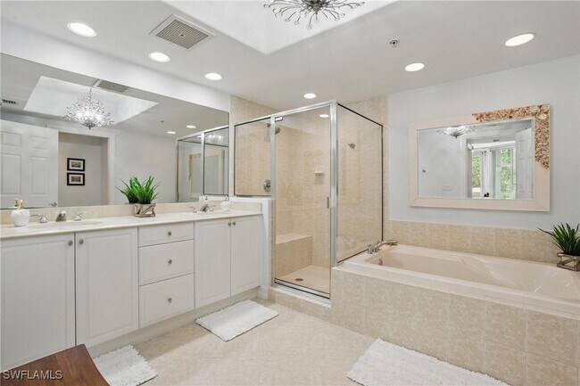 Building Photo - 2728 Tiburon Blvd E