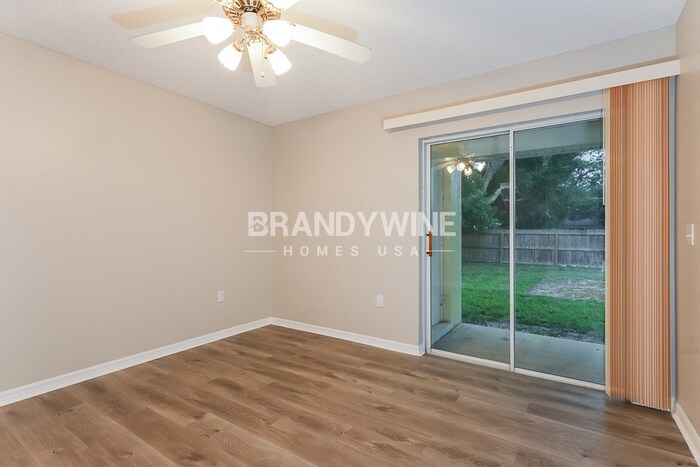 Building Photo - 1603 1st St SE