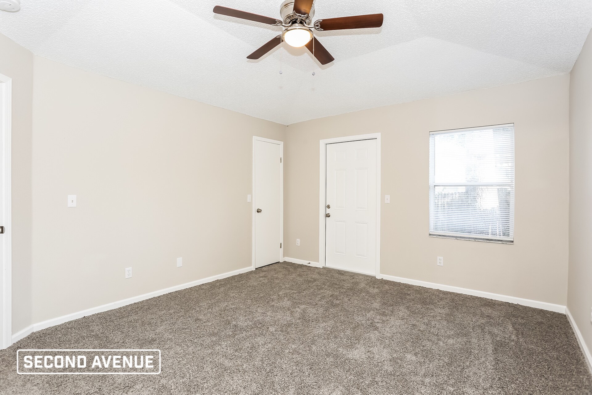 Building Photo - 6114 Delmar Pl