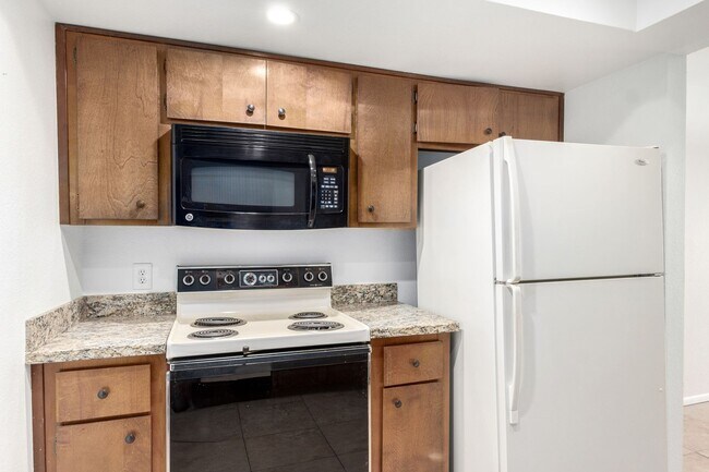 Building Photo - Prime Fountain Hills Location – 2 Bed, 1 Bath Condo Available Now!