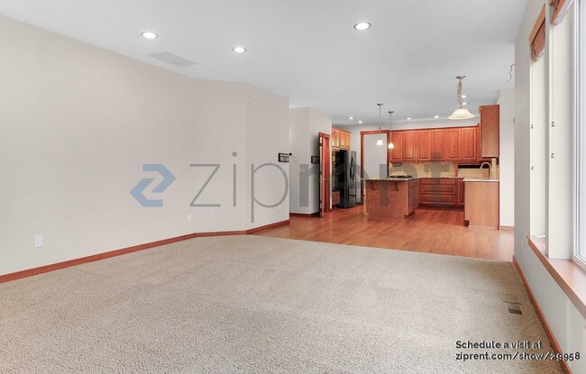 Building Photo - 16225 Simonds Rd NE