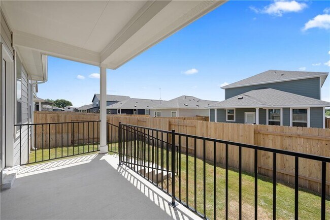 Building Photo - 100 Drifter Ln