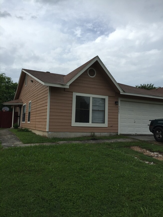 Building Photo - 5843 Glacier Sun Dr.