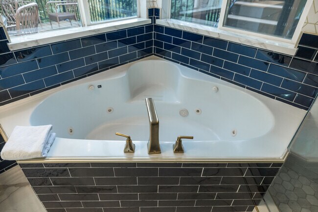 Building Photo - 10098 Wasatch Blvd