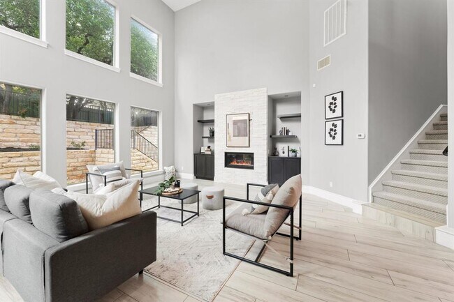 Building Photo - 13500 Coleto Creek Trail