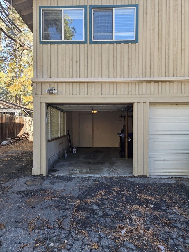 Building Photo - AR308-Dick&#39;s Family Trust