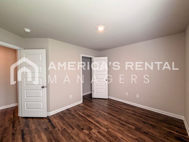 Building Photo - New Construction Townhouse Available for R...