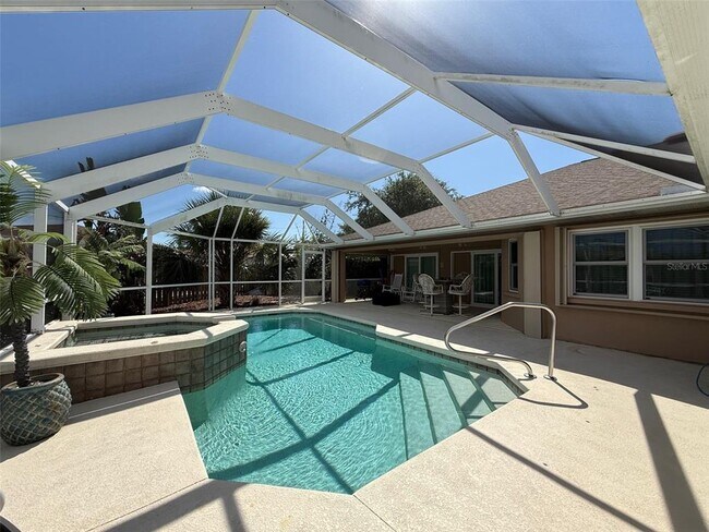 Building Photo - 17315 Sabrina Cir