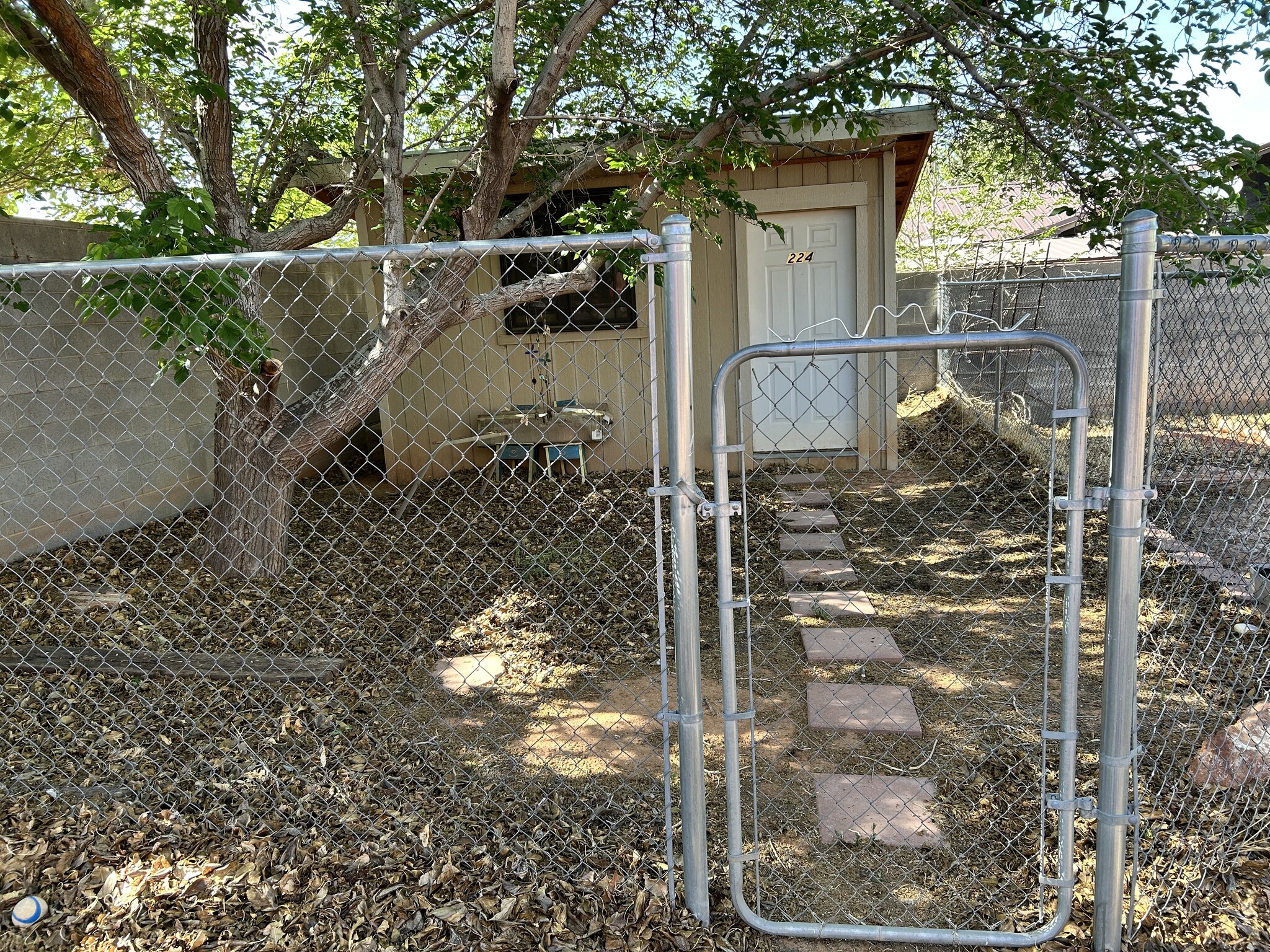 Building Photo - 224 Hopi Ave