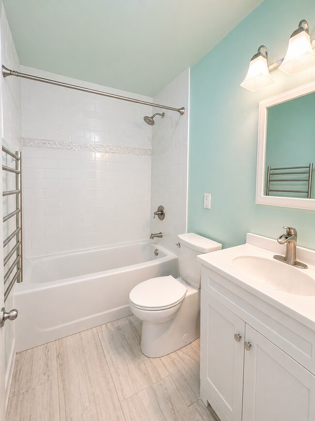 Building Photo - Remodeled Home on Nearly Half an Acre with Beautiful Country Views