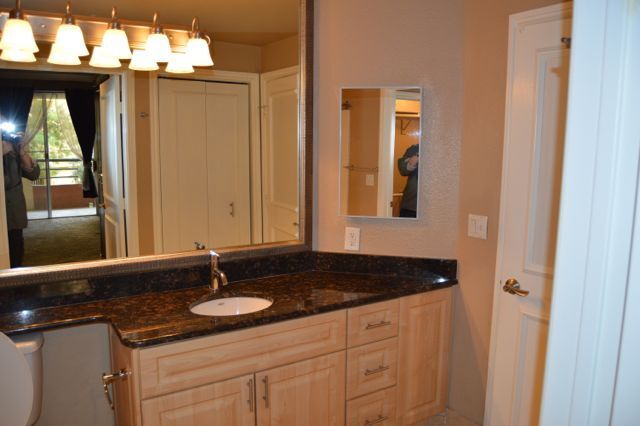 Building Photo - Meridian - Unfurnished 1 Bed|1 Bath Luxury Condo with Main Pool View.