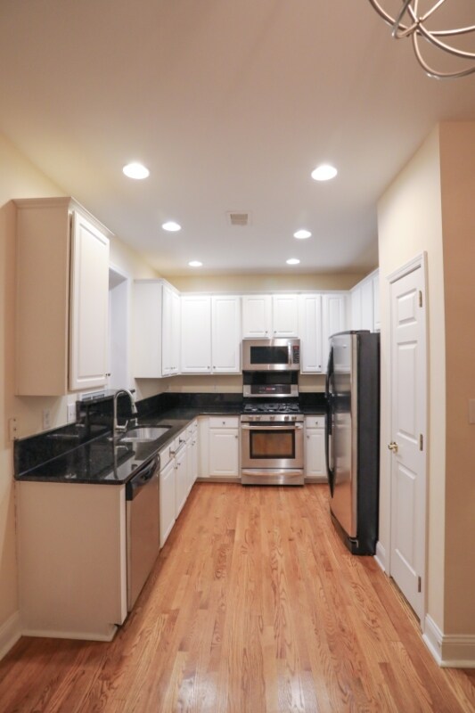 Building Photo - 2124 Sablewood Dr