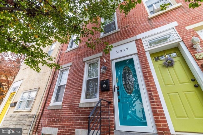 Building Photo - 2217 Memphis St