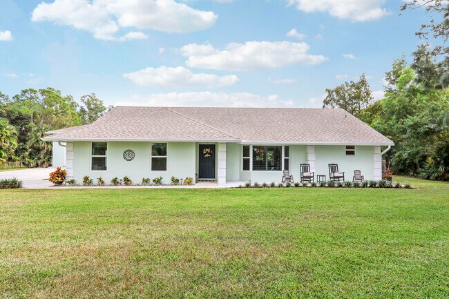 Building Photo - 15866 Alexander Run