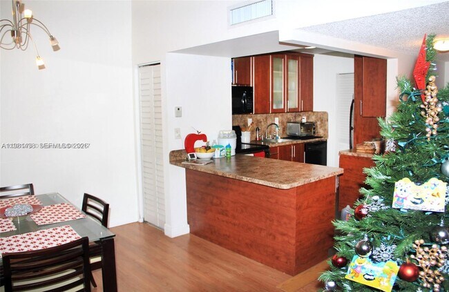 Building Photo - 20741 NE 4th Ct