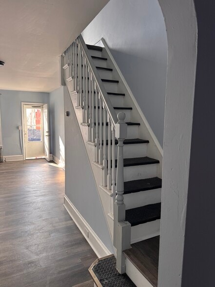 Building Photo - 511 N 12th St