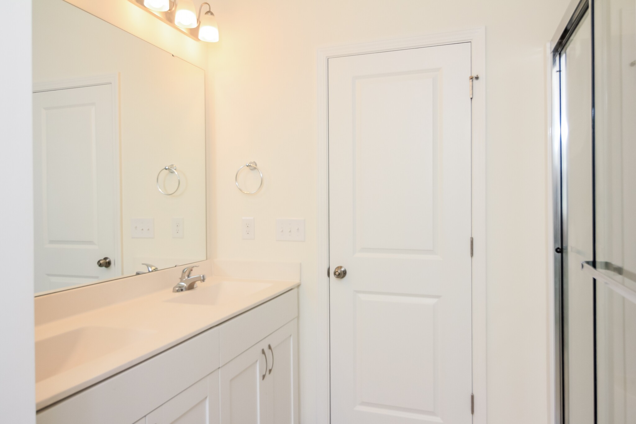 Building Photo - 1624 Corbett St