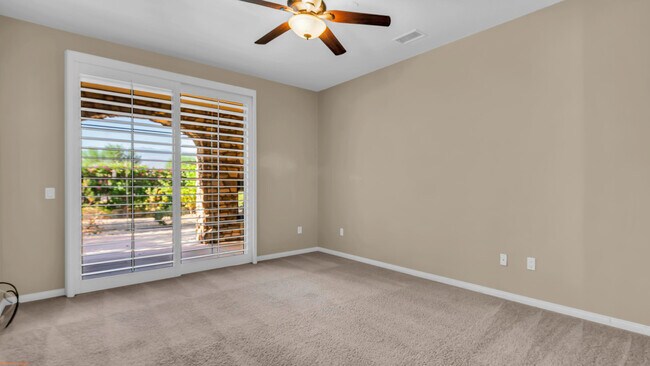 Building Photo - 1021 Via Fortuna