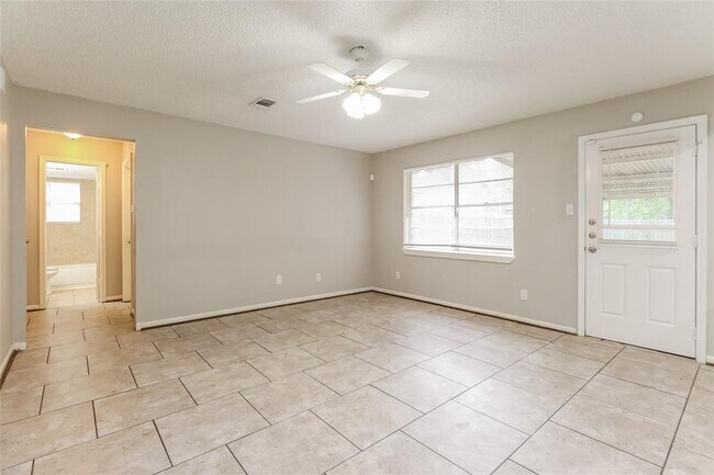 Building Photo - 26731 Cypress Rd