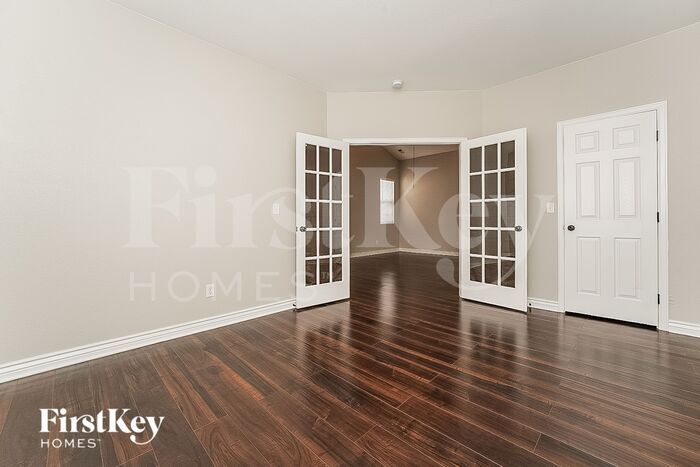 Building Photo - 5173 Pelican St