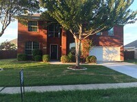 Building Photo - 3600 Lombardy Dr