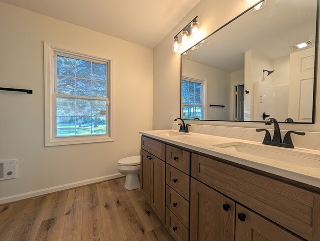 Building Photo - 6138 Village Hwy