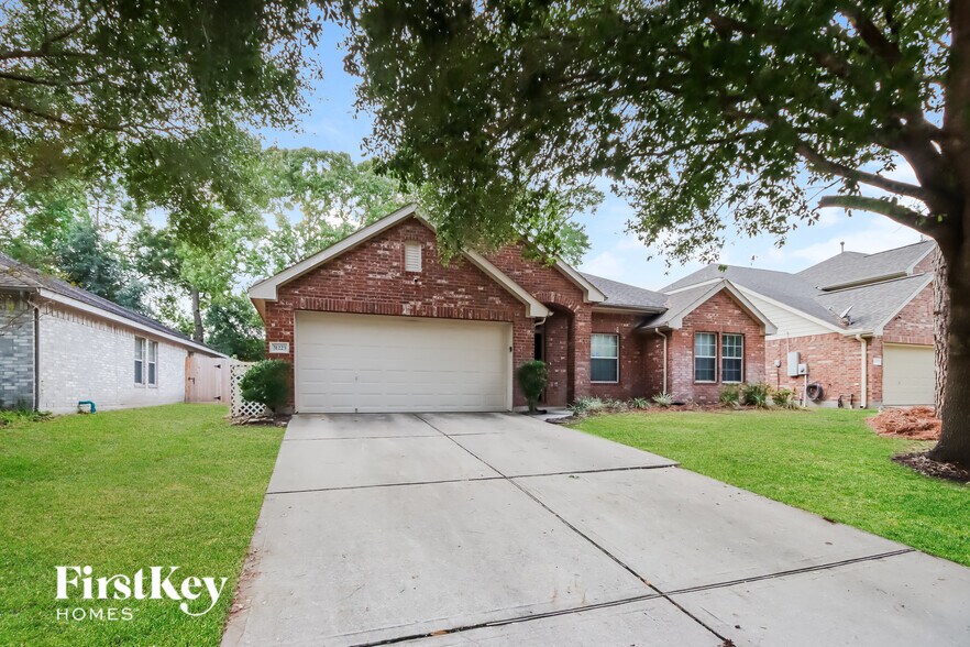 Building Photo - 31223 Rainwood Park Ln