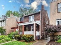 Building Photo - 5519 Howe St