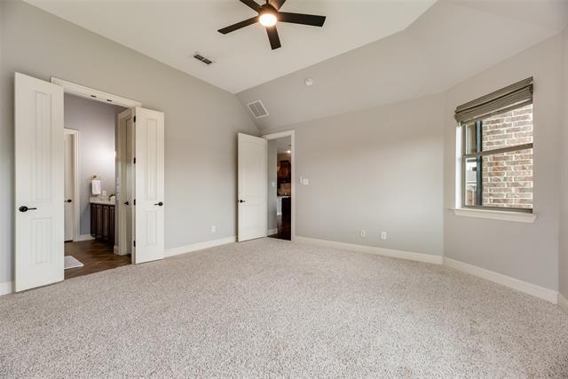 Building Photo - 2112 Benjamin Creek Dr
