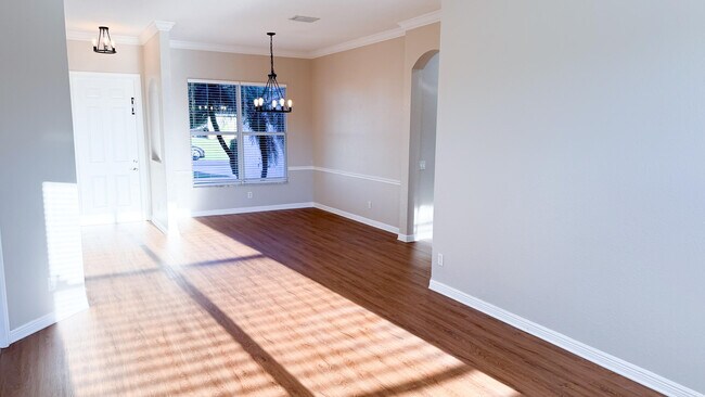 Building Photo - 4002 SW Jarmer Rd