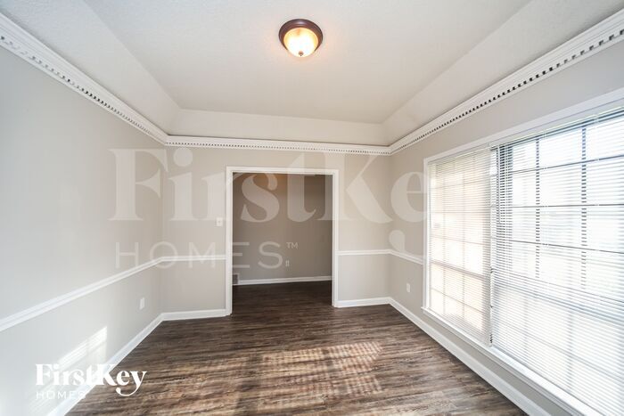 Building Photo - 4504 Laird Dr