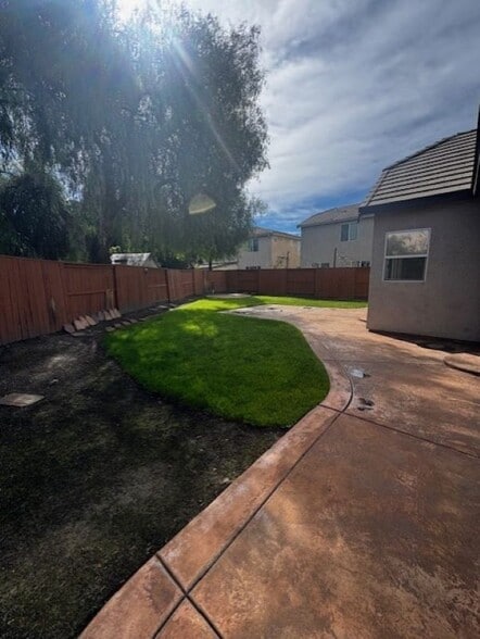 Building Photo - 2638 Breaker Way