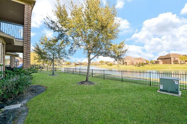 Building Photo - 3515 Summer Ranch Dr
