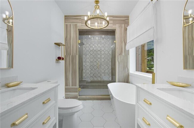 Building Photo - 1278 Plaza Ave SW