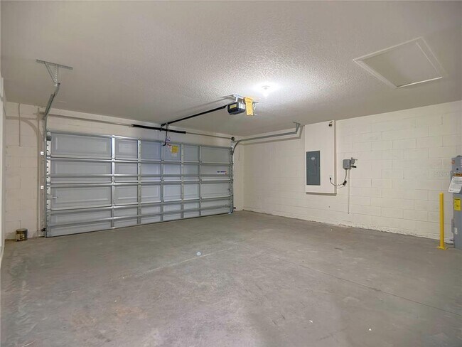 Building Photo - 7230 SE 112th Ln