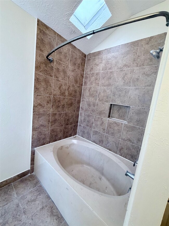 Building Photo - 9327 Westacre Pl