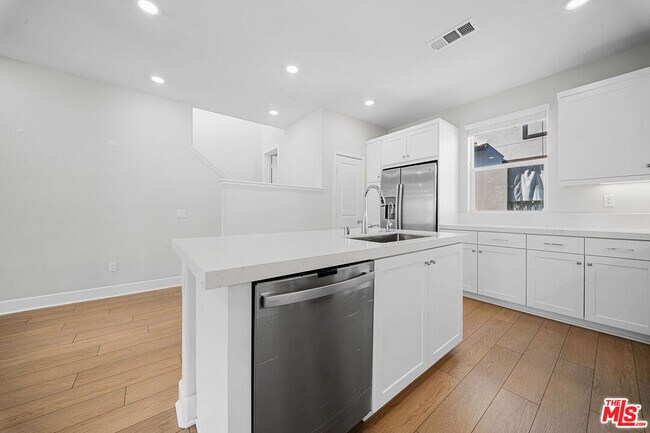 Building Photo - 2413 Little Rock Lane