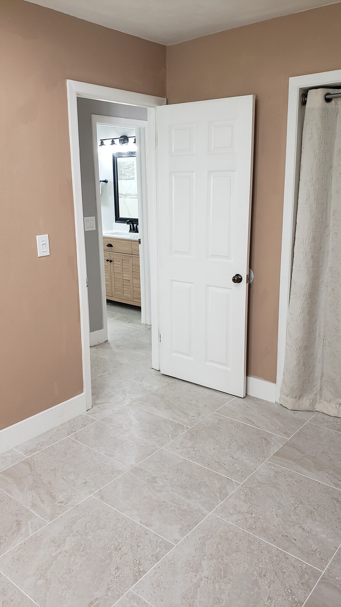 Building Photo - 651 16th St NW