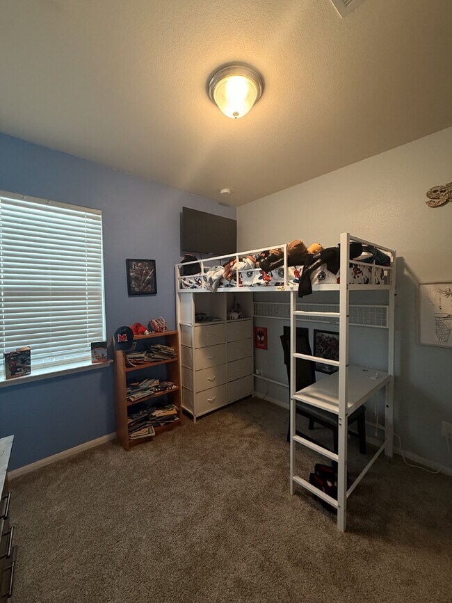 Building Photo - 10415 Moraine Lake Dr