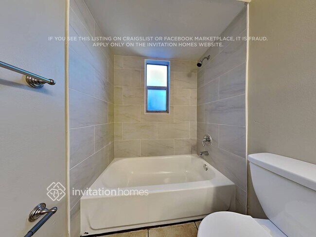 Building Photo - 2714 Doerun Ct