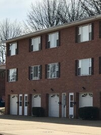 Building Photo - Marylou Unit 10 - 2 Bedroom, 1.5 Bath Town...