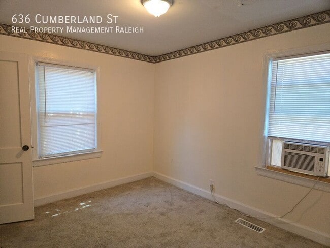 Building Photo - 636 Cumberland St