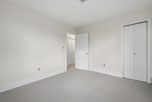 Building Photo - 99 Garfield Ave