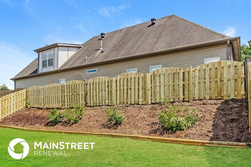 Building Photo - 108 Lorrin Ln