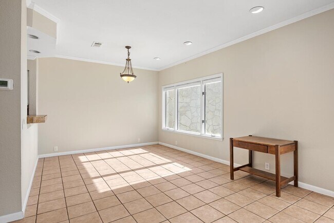 Building Photo - 805 TX-534 Loop