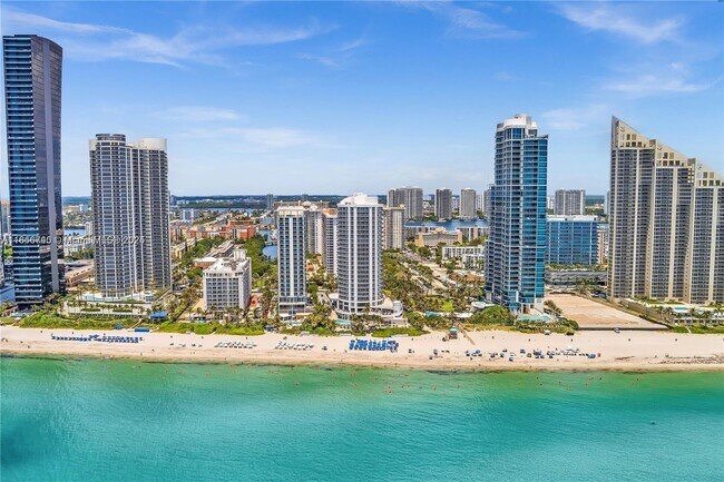 Primary Photo - 17375 Collins Ave
