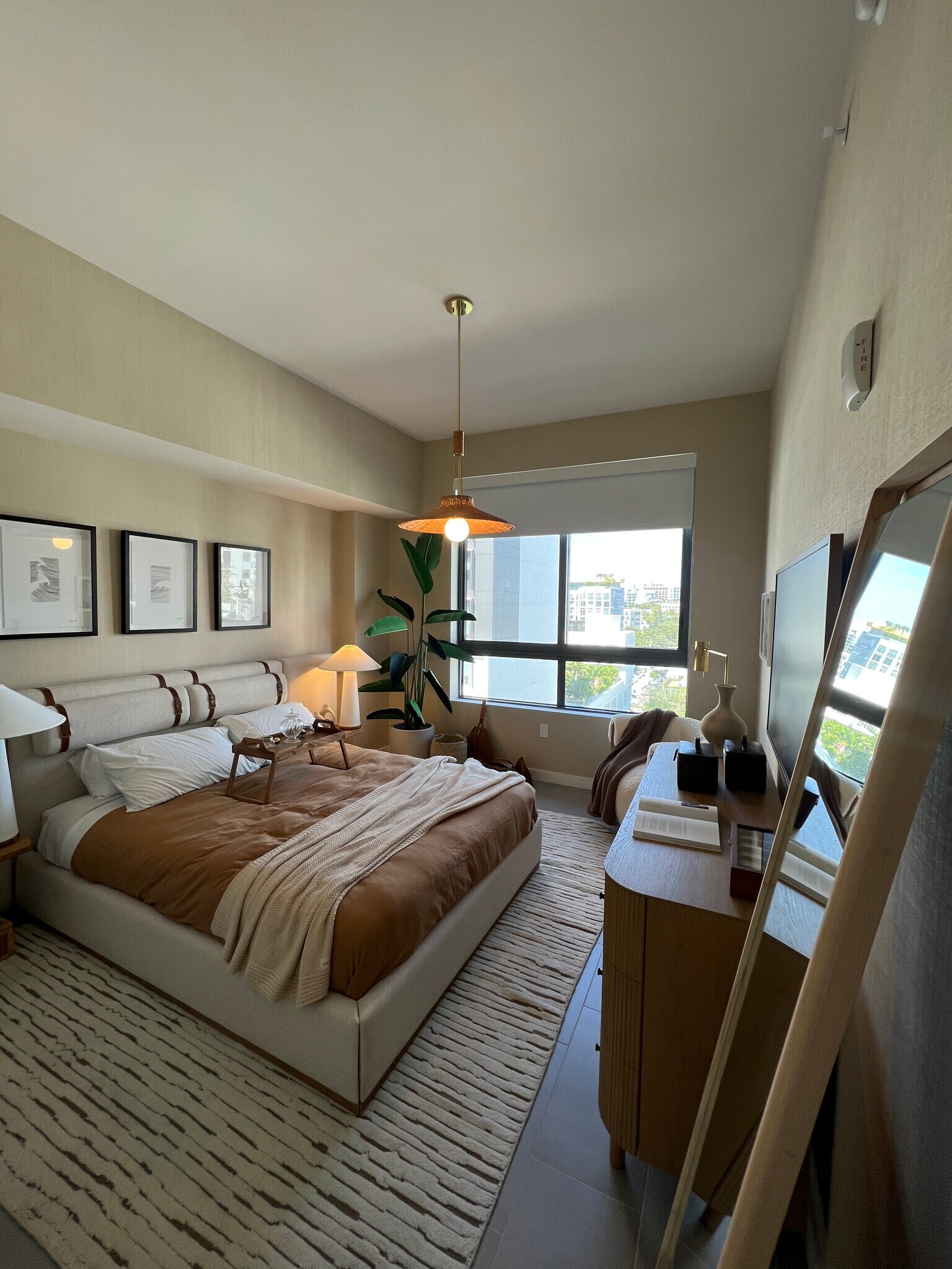 Building Photo - 160 NW 27th St