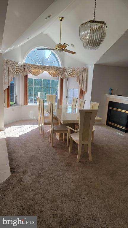 Building Photo - 8027 Narvon St